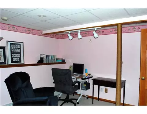 55 Deacon Ave, Warwick, RI 02886 photo 19
