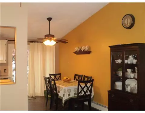 55 Deacon Ave, Warwick, RI 02886 photo 9