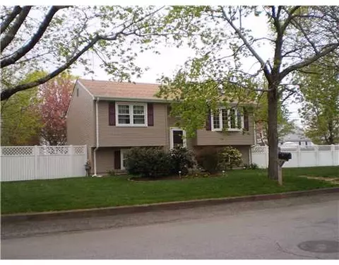 55 Deacon Ave, Warwick, RI 02886 photo 1