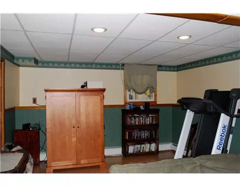 55 Deacon Ave, Warwick, RI 02886 photo 18