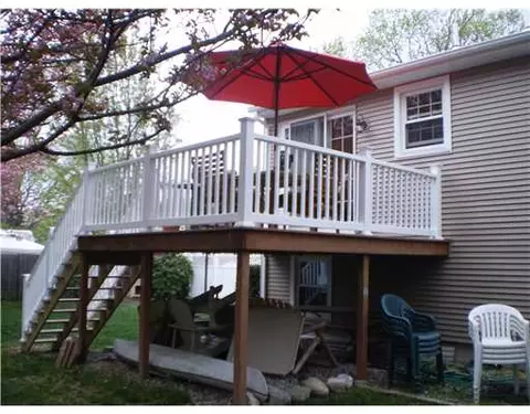 55 Deacon Ave, Warwick, RI 02886 photo 3