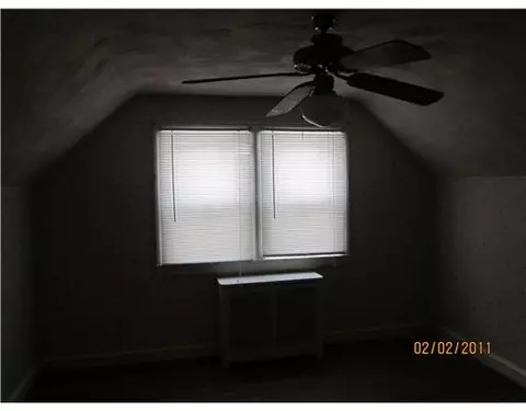 866 Warwick Ave, Warwick, RI 02889 photo 7