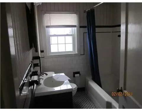866 Warwick Ave, Warwick, RI 02889 photo 4