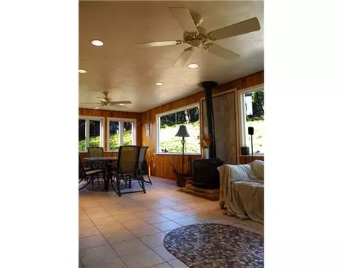 78 Pichette Blvd, Woonsocket, RI 02895 photo 4