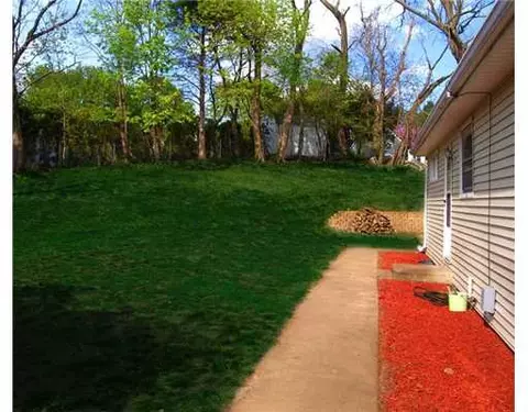 78 Pichette Blvd, Woonsocket, RI 02895 photo 2