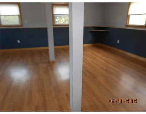 16 Winifred Ave, Warwick, RI 02889 photo 8