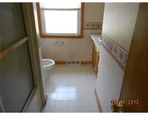 16 Winifred Ave, Warwick, RI 02889 photo 7