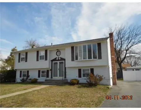 16 Winifred Ave, Warwick, RI 02889 photo 1