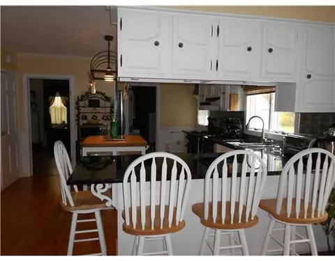 2074 Flat River Rd, Coventry, RI 02816 photo 6