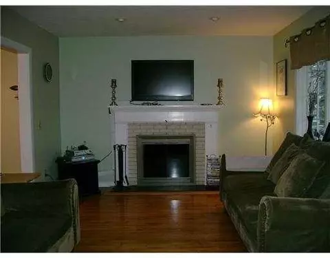 97 Beach St, Westerly, RI 02891 photo 9