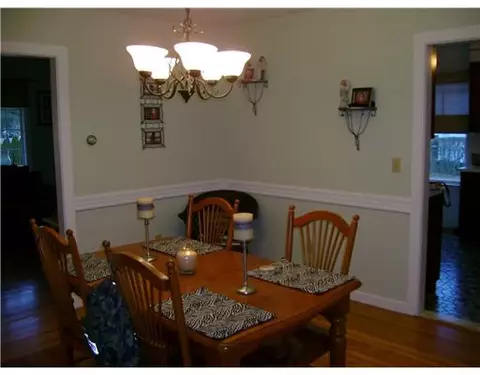 97 Beach St, Westerly, RI 02891 photo 7