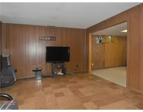 152 Getchell Ave, Woonsocket, RI 02895 photo 15
