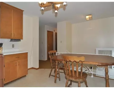 152 Getchell Ave, Woonsocket, RI 02895 photo 5