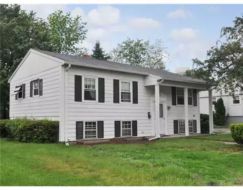 152 Getchell Ave, Woonsocket, RI 02895 photo 17