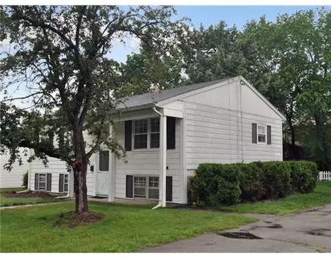 152 Getchell Ave, Woonsocket, RI 02895 photo 18