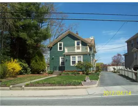 235 Killingly St, Providence, RI 02909 photo 1