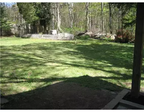 12 Evergreen Dr, Exeter, RI 02822 photo 7