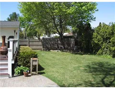 39 Audubon Rd, Warwick, RI 02888 photo 4