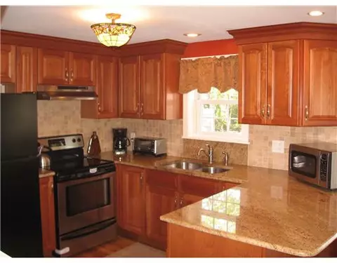 39 Audubon Rd, Warwick, RI 02888 photo 11