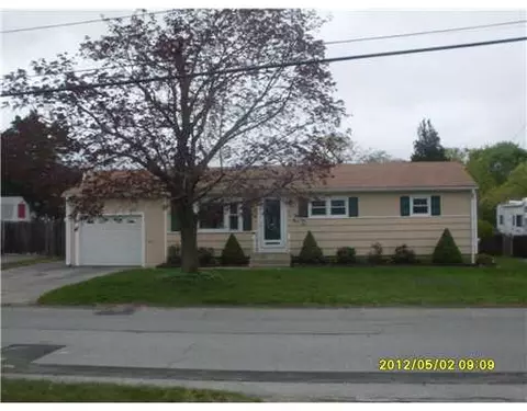 82 White Ave, Warwick, RI 02889 photo 1
