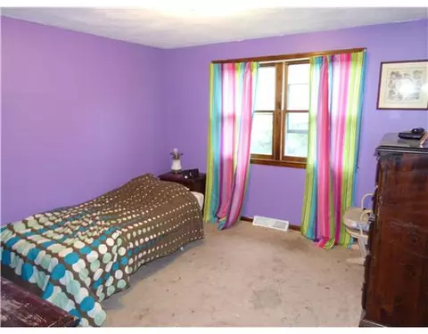 24 Hackman Pl, Warwick, RI 02889 photo 9