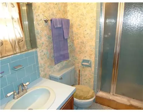24 Hackman Pl, Warwick, RI 02889 photo 8