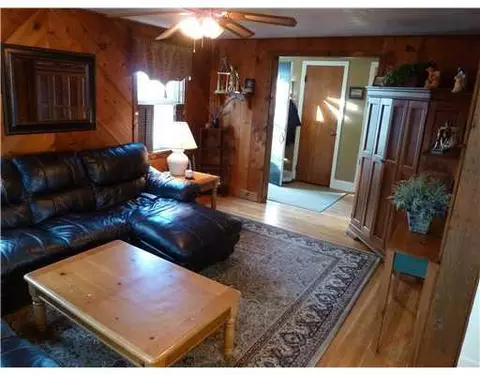 168 River St, Warwick, RI 02888 photo 5