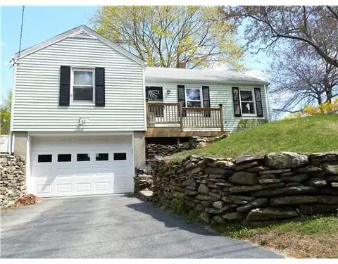 168 River St, Warwick, RI 02888 photo 2