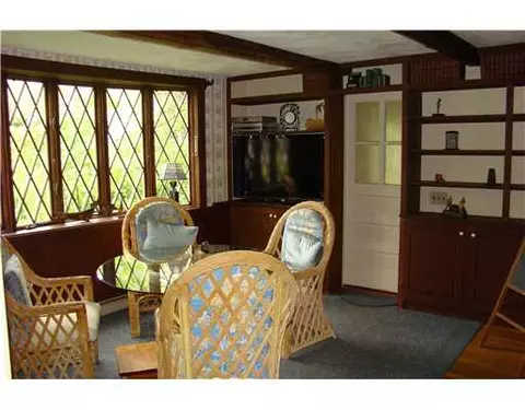 205 Trinity St, Warwick, RI 02886 photo 12
