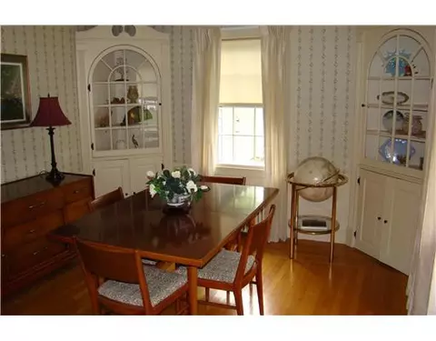 205 Trinity St, Warwick, RI 02886 photo 8