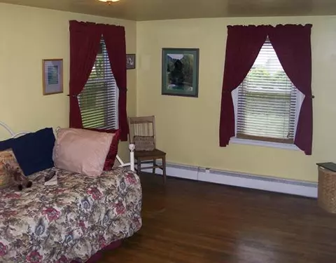 67 Keystone Dr, Warwick, RI 02889 photo 10