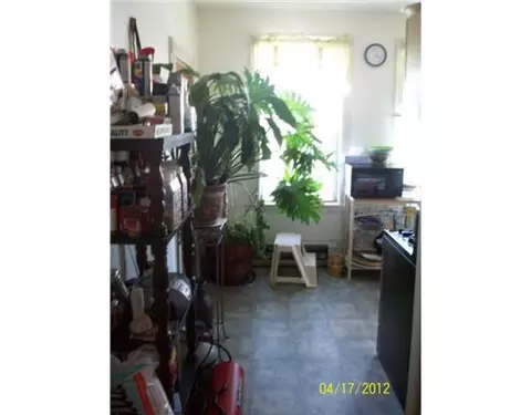 219 Orms St, Providence, RI 02908 photo 4