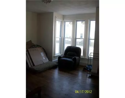 219 Orms St, Providence, RI 02908 photo 9