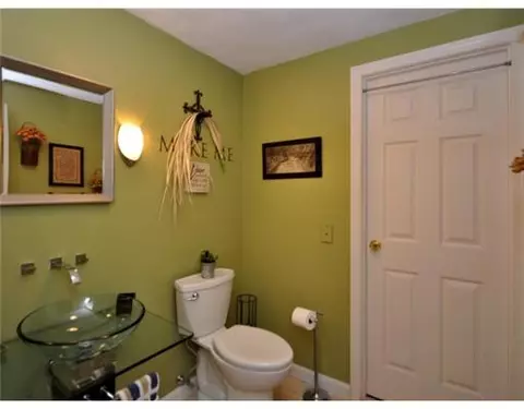 24 Eagle Run #A, East Greenwich, RI 02818 photo 8