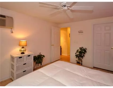 24 Eagle Run #A, East Greenwich, RI 02818 photo 15