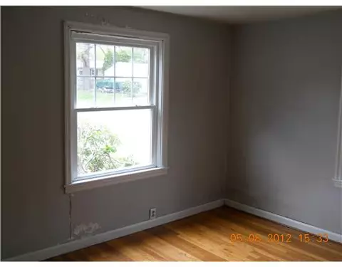 104 Pheasant Ave, Warwick, RI 02886 photo 7