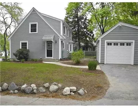5 Weber Ave, Warwick, RI 02886 photo 5