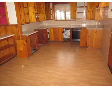 740 Commonwealth Ave, Warwick, RI 02886 photo 6