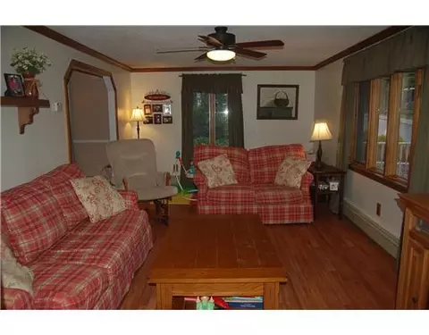 63 Vine St, Woonsocket, RI 02895 photo 8