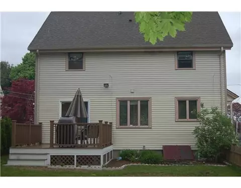 63 Vine St, Woonsocket, RI 02895 photo 18