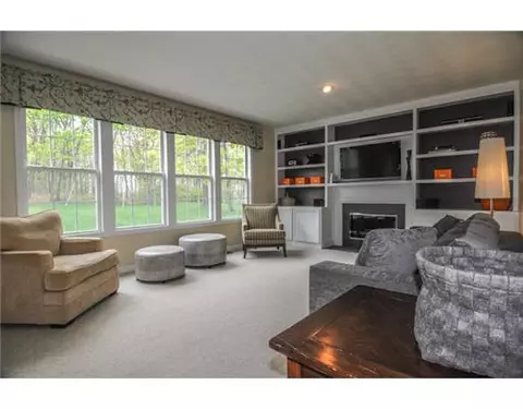 294 Castle Rocks Rd, Warwick, RI 02886 photo 14