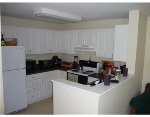 116 Mill St #303, Woonsocket, RI 02895 photo 5