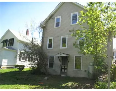 103 Blade St, Warwick, RI 02886 photo 3