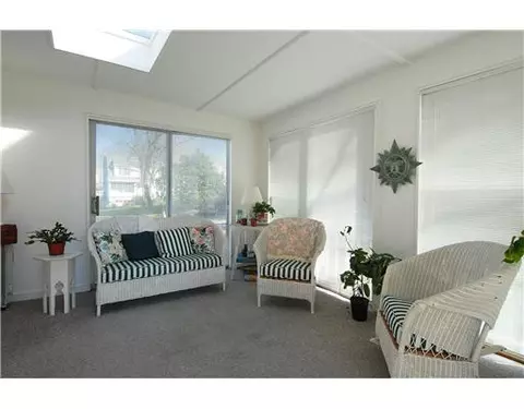 34 Spring St, Westerly, RI 02891 photo 8