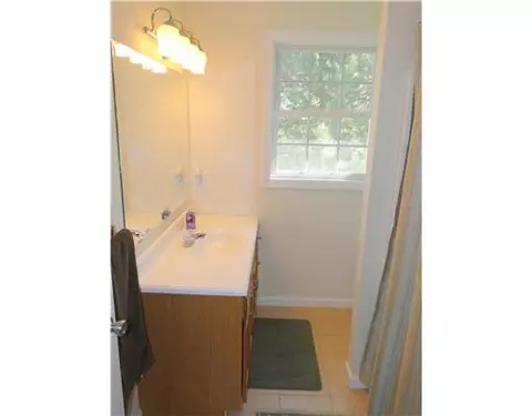 11 Elizabeth Ave, Woonsocket, RI 02895 photo 12