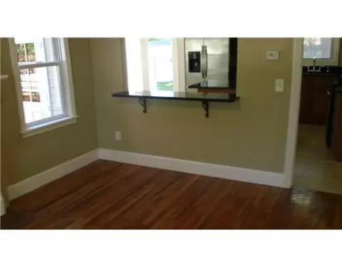34 Lancaster Ave, Warwick, RI 02886 photo 7
