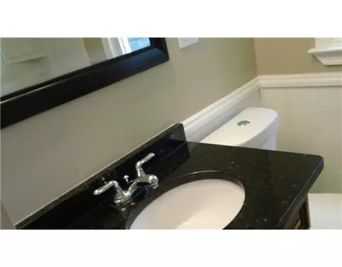 34 Lancaster Ave, Warwick, RI 02886 photo 16