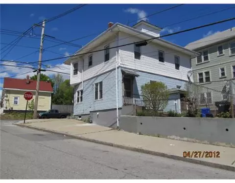 388 Orms St, Providence, RI 02908 photo 2