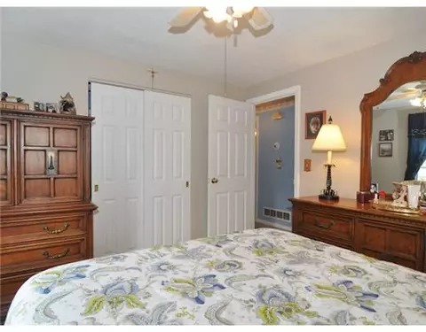 45 Sutter Ave, Warwick, RI 02886 photo 20