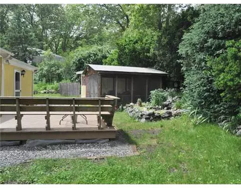 45 Sutter Ave, Warwick, RI 02886 photo 9